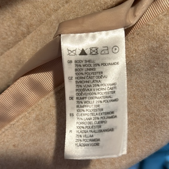 H&M Wool Coat with Tie Waist - Picture 5 of 5